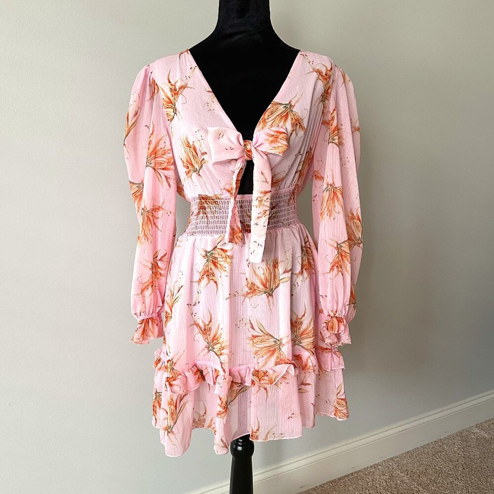 Feminine, Flowy Pink Floral Dress, size small